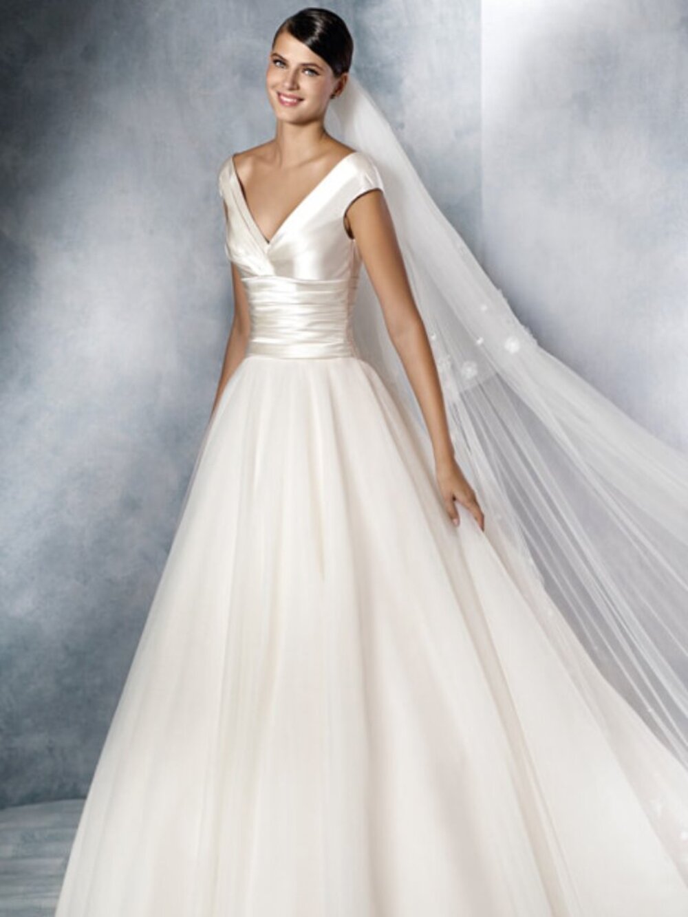 San Patrick by Pronovias Wedding Dress Jolie